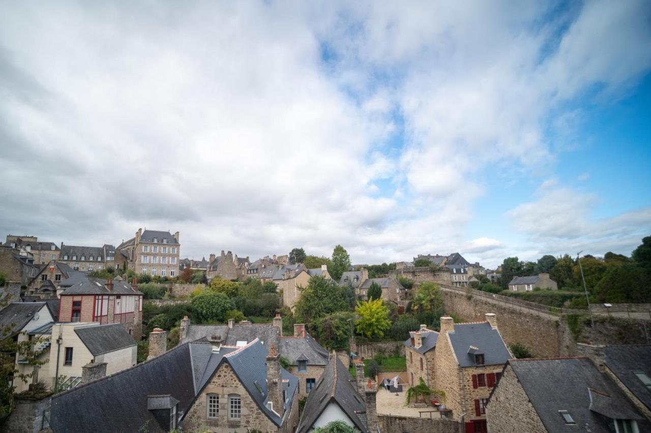 Apartamento L'Horloge Dinan Exterior foto