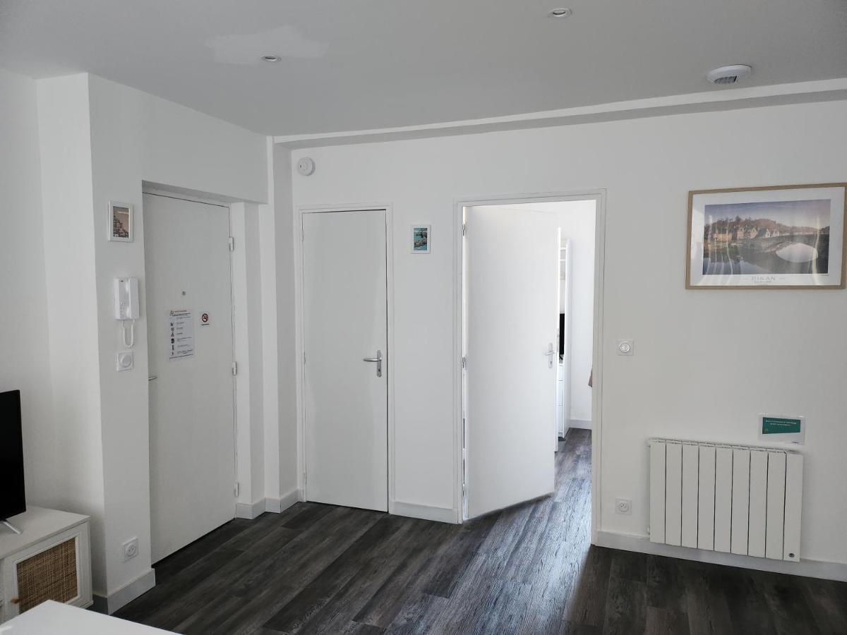 Apartamento L'Horloge Dinan Exterior foto