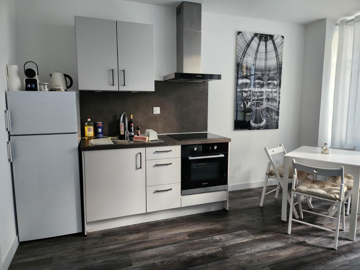 Apartamento L'Horloge Dinan Exterior foto